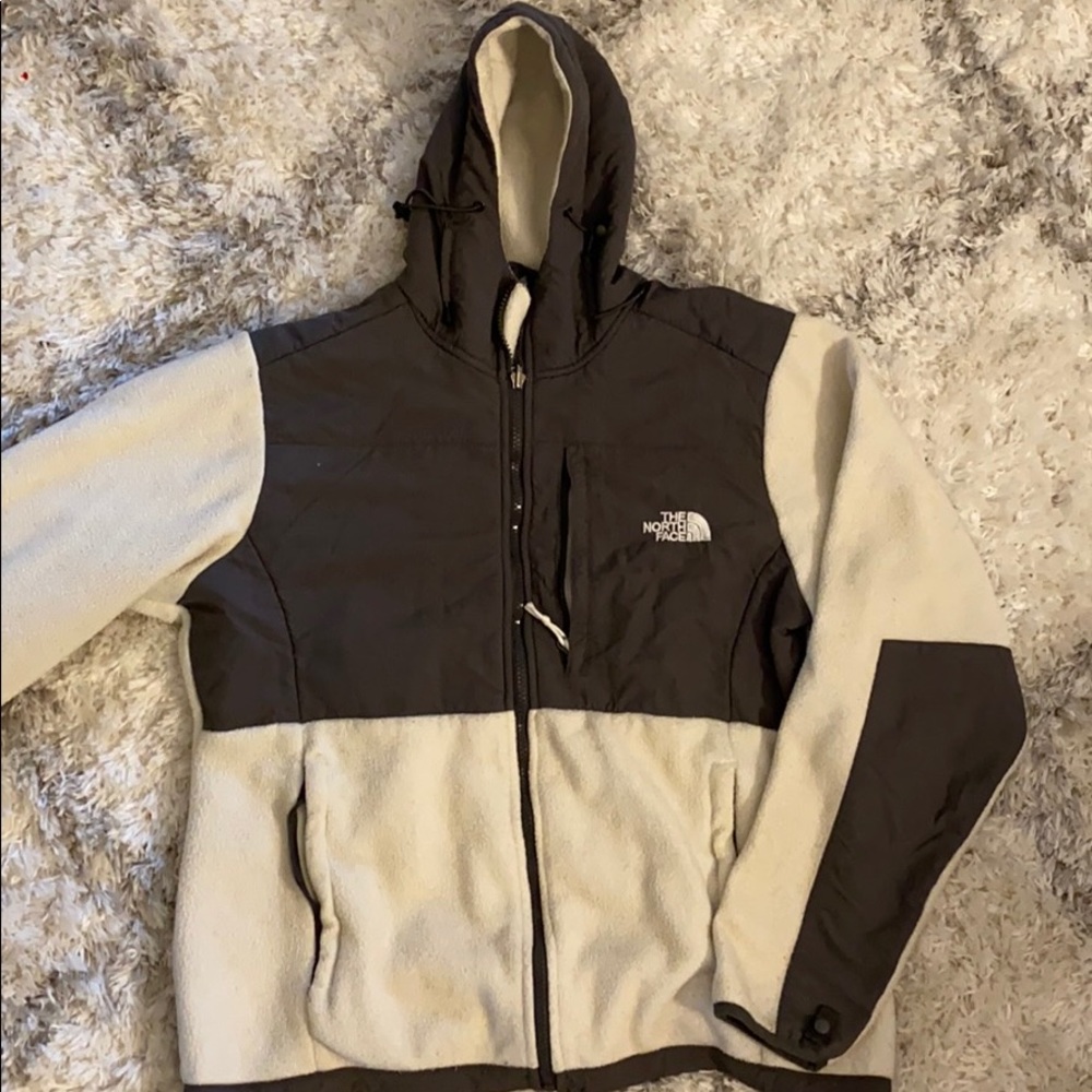 White North face Fleece with hood